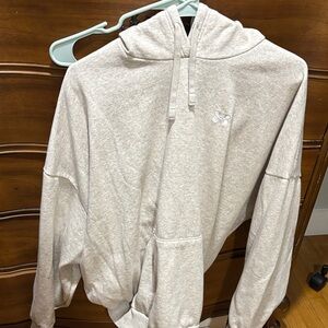 Women’s under Armour Hoodie Sweater
